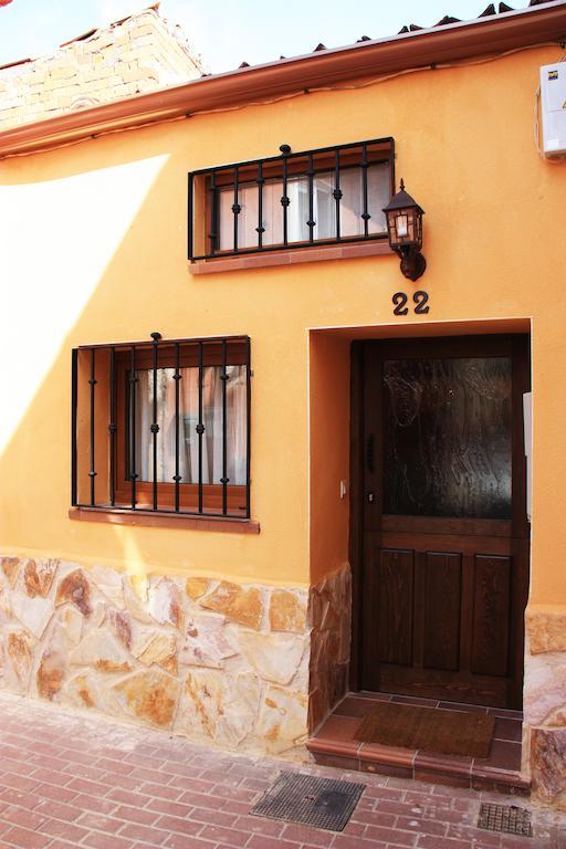 La Casa Vieja Hostal Tabanera del Monte Exterior foto